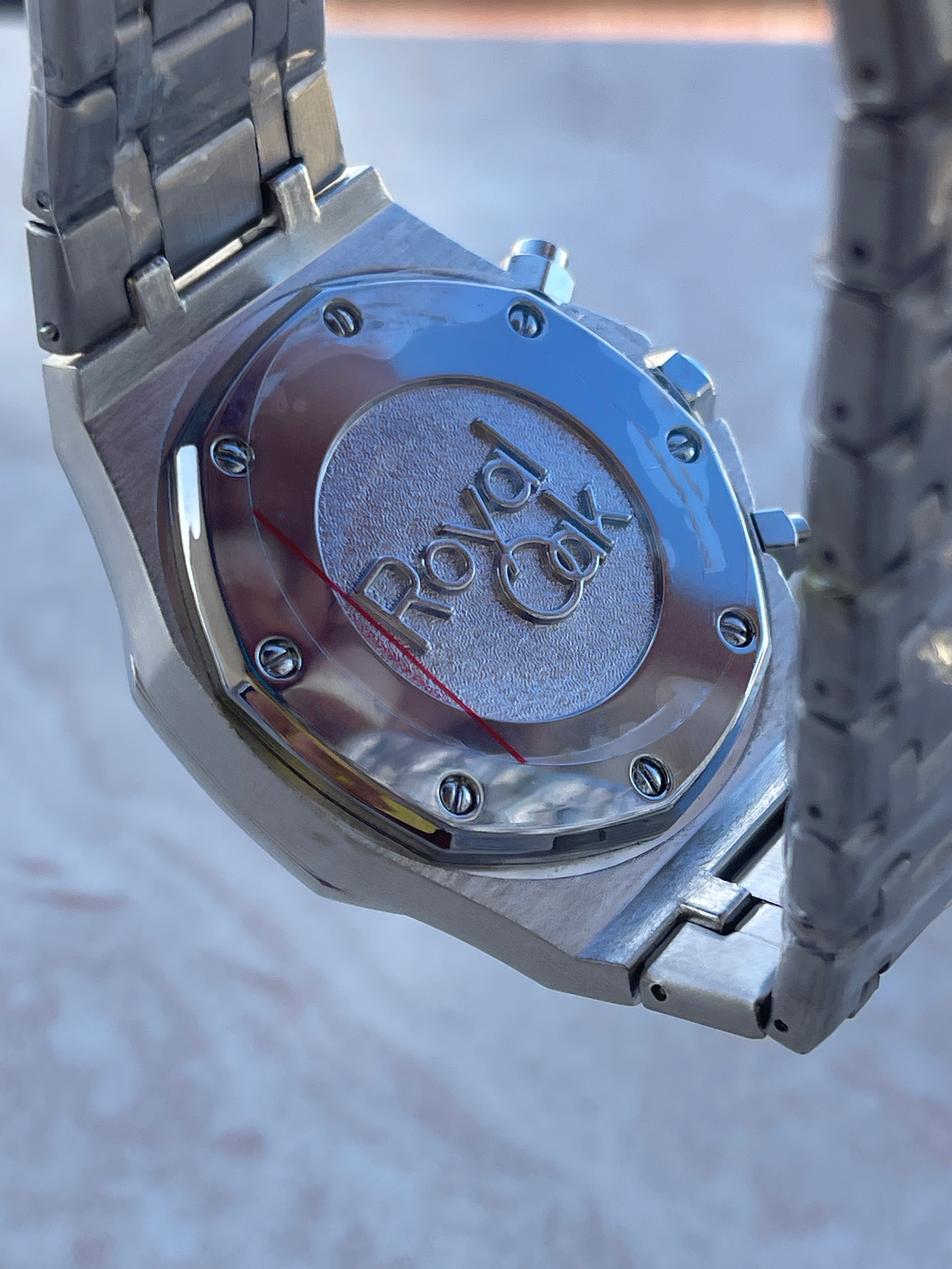 AUDEMARS PIGUET - Metal - White